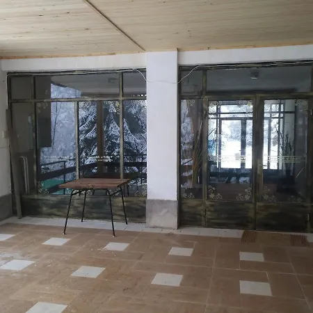Orman Evi Toni's Mount