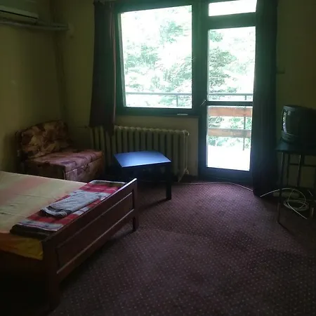 Toni's Mount Orman Evi *